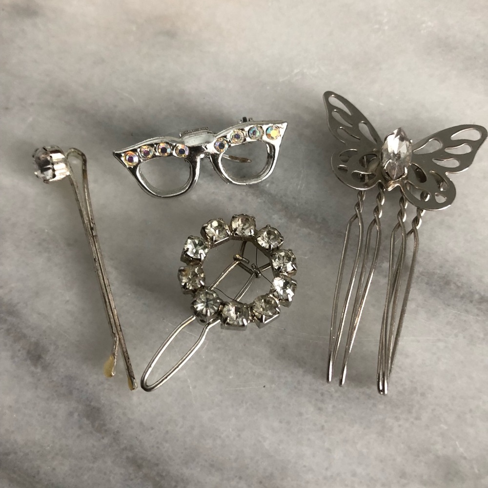 Assortment of vintage hair pins